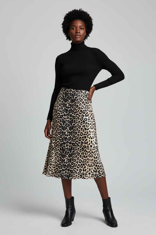 Jupe Léopard Satin Fluide Élégante Moderne