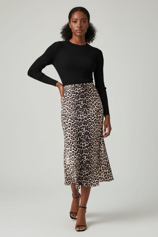Jupe Léopard Satin Fluide Élégante Raffinée