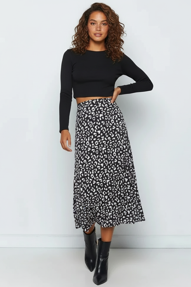 Jupe Léopard Noire Fluide Élégante