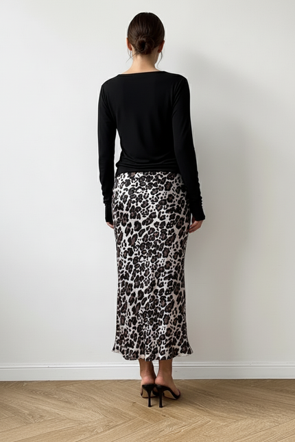 Jupe Léopard Satinée Fluide Élégante Douce