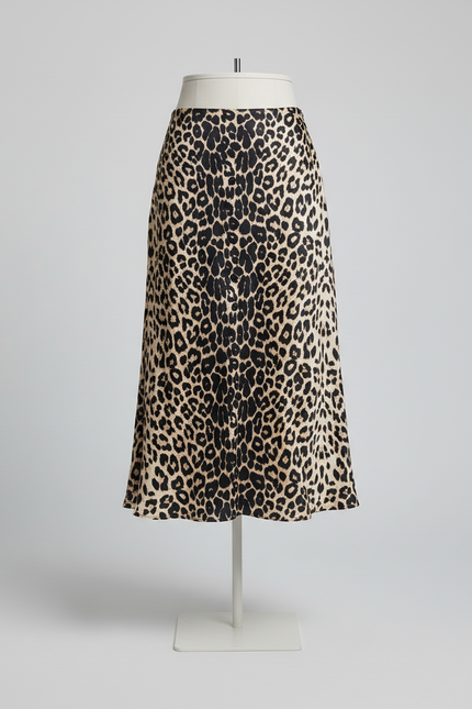 Jupe Léopard Satin Fluide Élégante Moderne