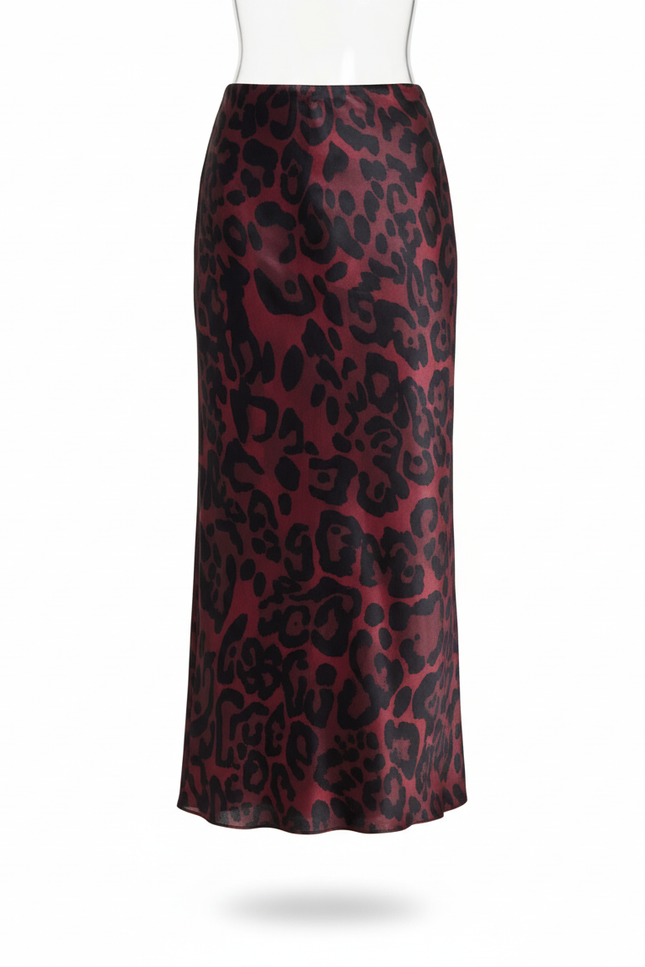 Jupe Léopard Bordeaux Satinée Élégante